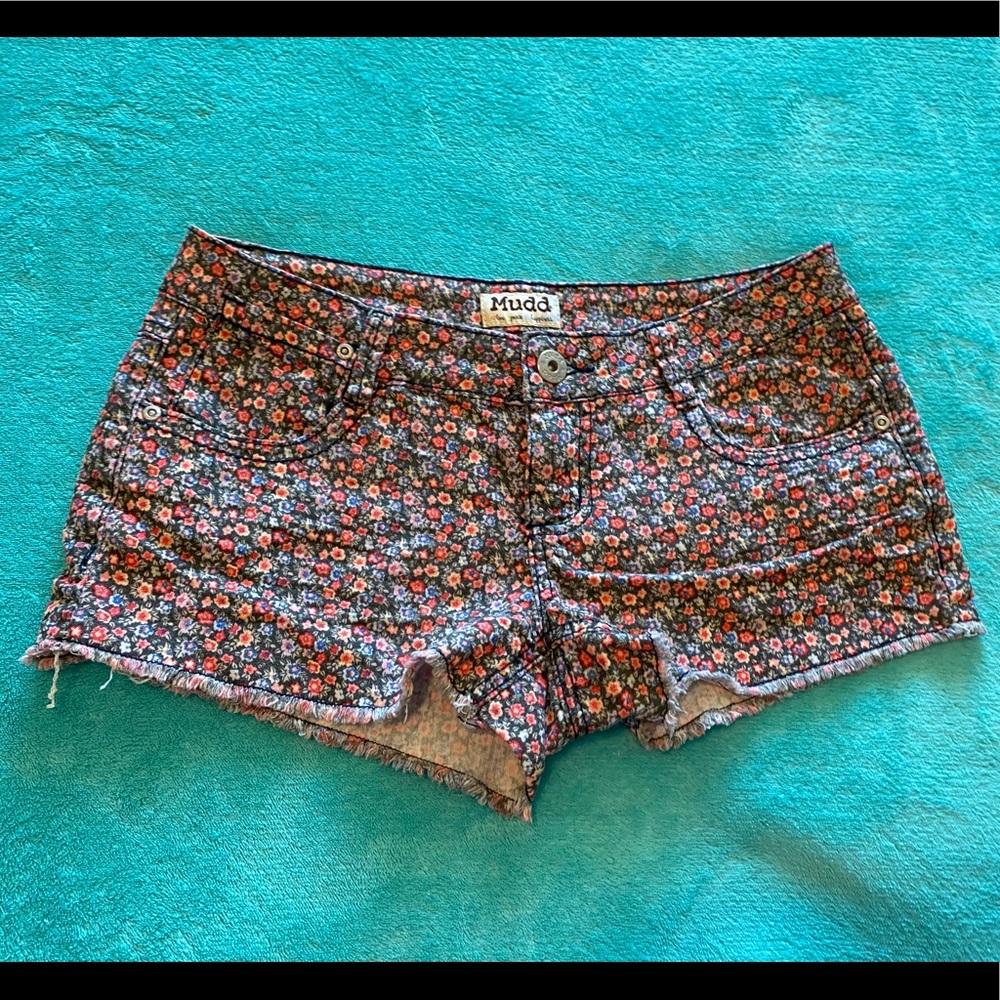 Junior Floral MUDD Short Shorts